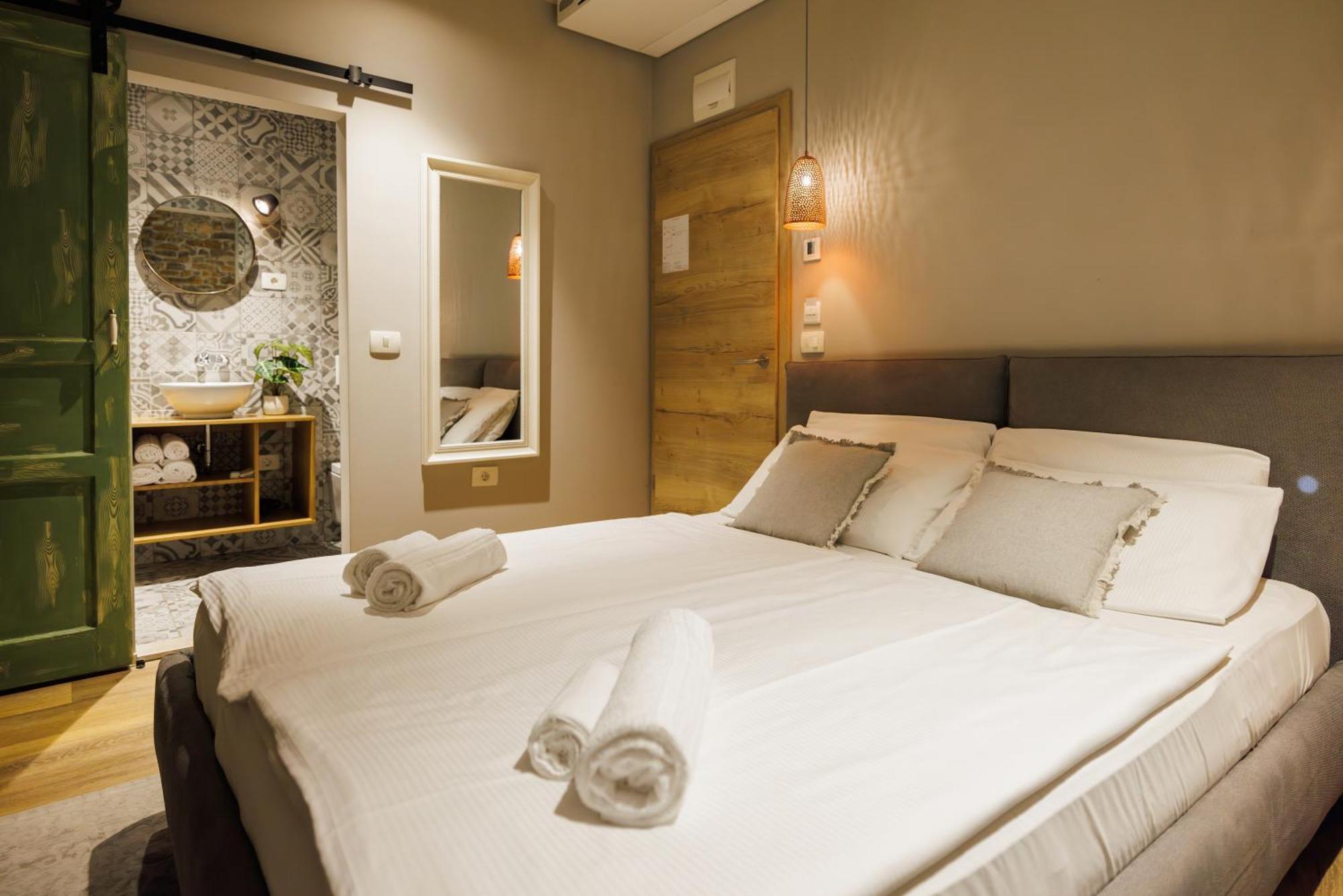Vila Robida & Spa Črni Kal 外观 照片